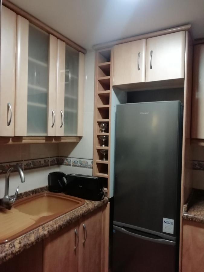 Апартаменти Sunshine Apartament Бенідорм Екстер'єр фото